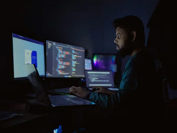 Finansēšanas iespējas Bootcamps kodēšanai