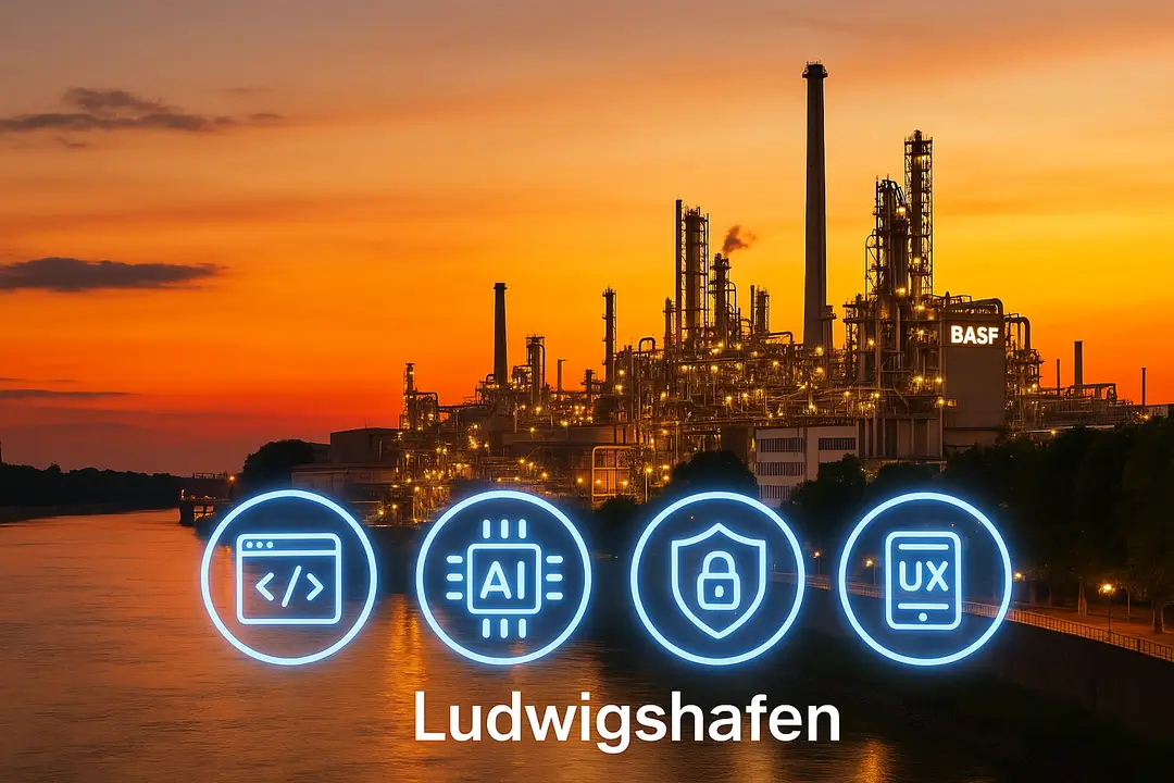BASF-Werk Ludwigshafen am Rhein bei Sonnenuntergang; Icons für Webentwicklung, KI, Cybersicherheit, UX/UI