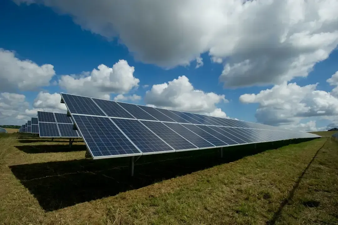 Glint Solar збірае 8 мільёнаў долараў для пашырэння сонечнай энергіі ў Еўропе
