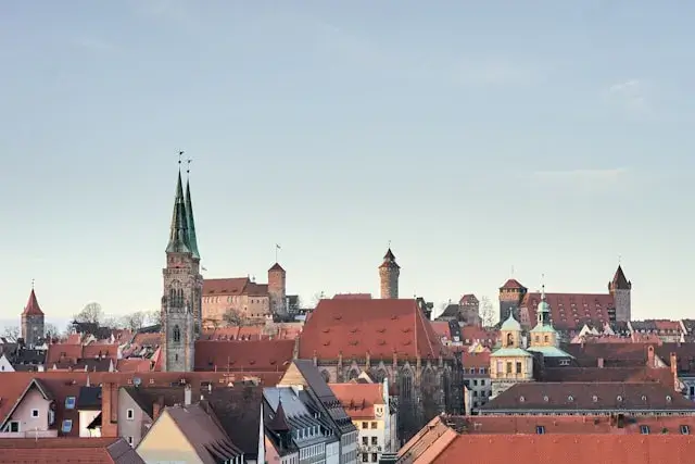 The KOMPASS Program: Germany Supports Further Training and Qualification for Solo Self-Employees in Nuremberg