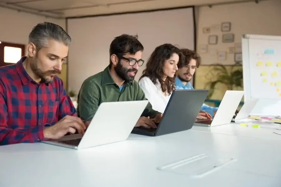 A Guide on the Top Coding Bootcamps in Tampa (updated for 2025)